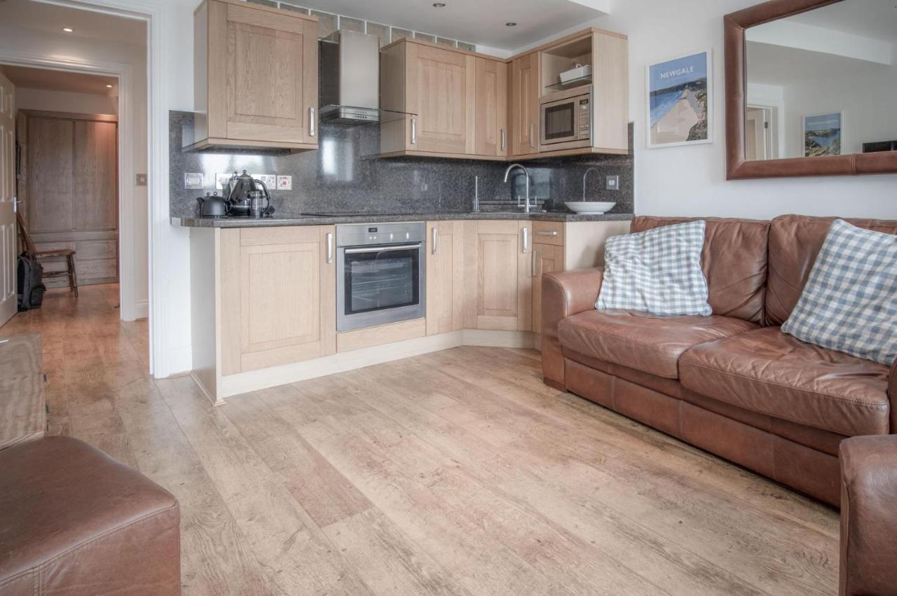 Goscar Court - 1 Bedroom Apartment - تينبي المظهر الخارجي الصورة