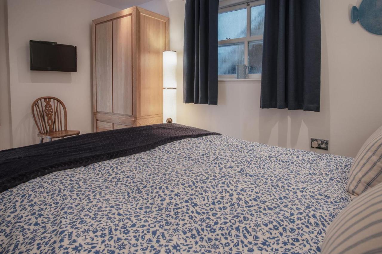 Goscar Court - 1 Bedroom Apartment - تينبي المظهر الخارجي الصورة